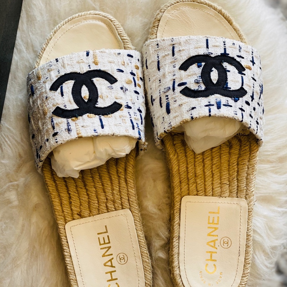 ❌SOLD❌ Chanel tweed grosgrain mules/sandals